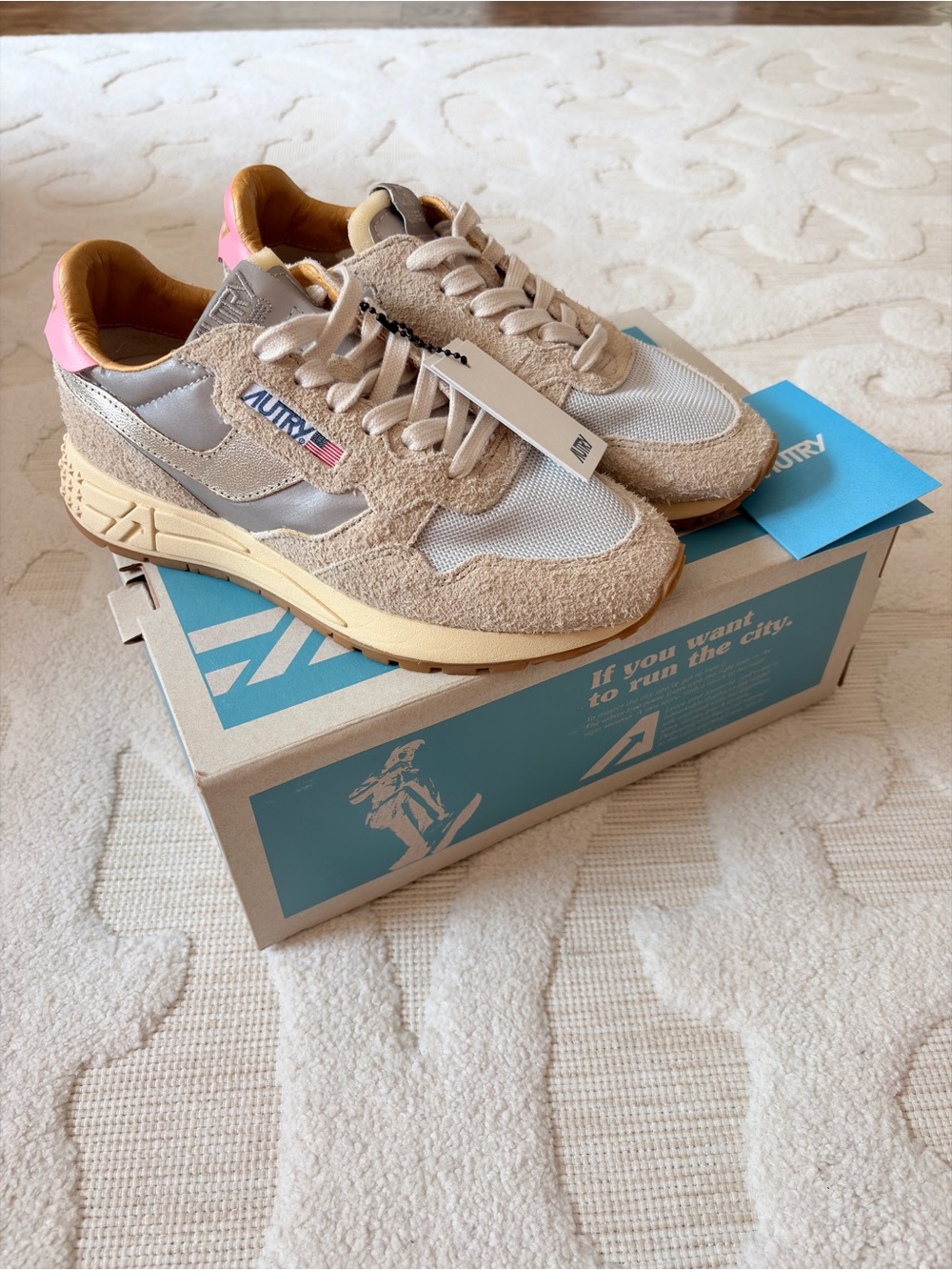 Autry Reelwind Low Sneakers in Reflective Nylon and Suede